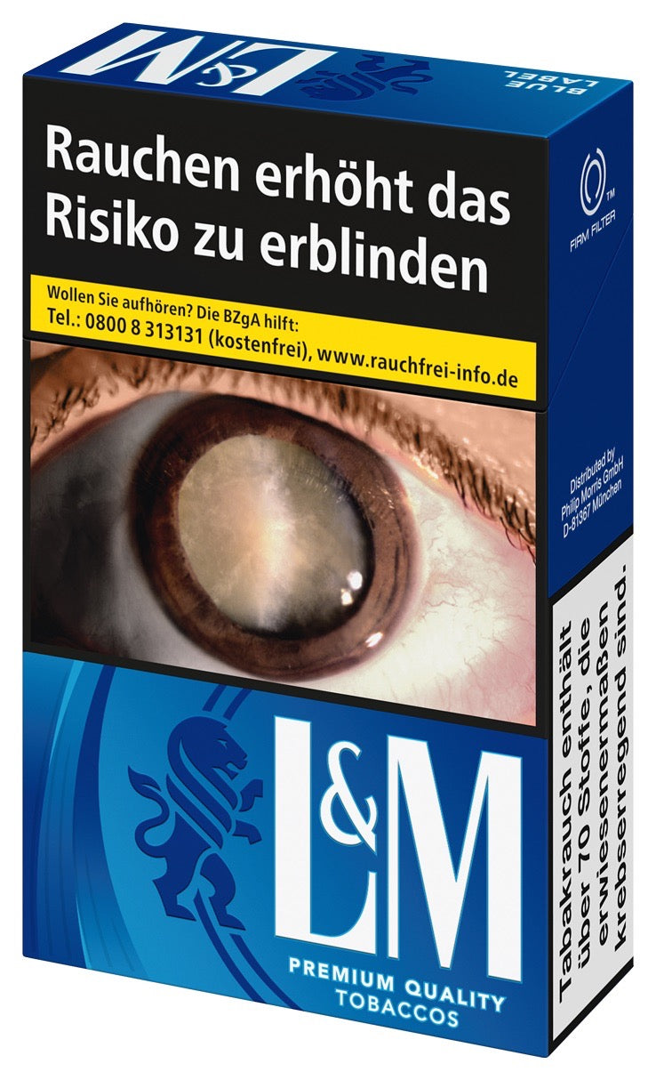 L&M Blue Zigaretten Packung – leicht seitlich aufgenommen