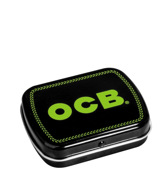 OCB Metall Box schwarz, geschlossen, Aufbewahrungsdose mit grünem OCB Logo, kompakt für Filter Tips