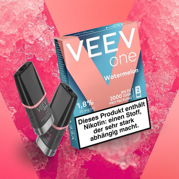VEEV ONE Pods Watermelon – Pods neben Verpackung vor farbigem Hintergrund