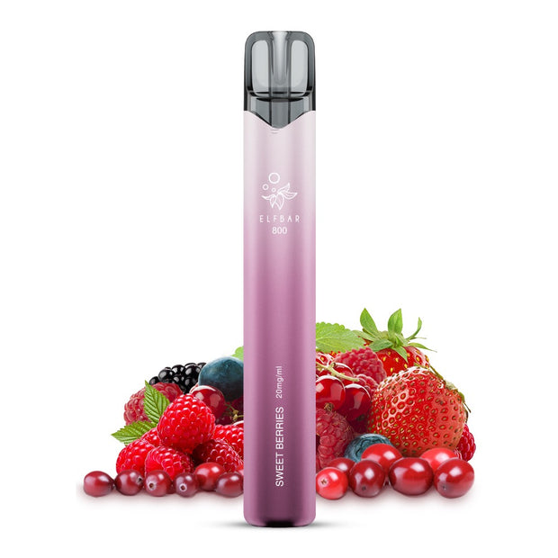 Elfbar 800 Sweet Berries 20mg Einweg Vape mit süßen Beeren im Hintergrund