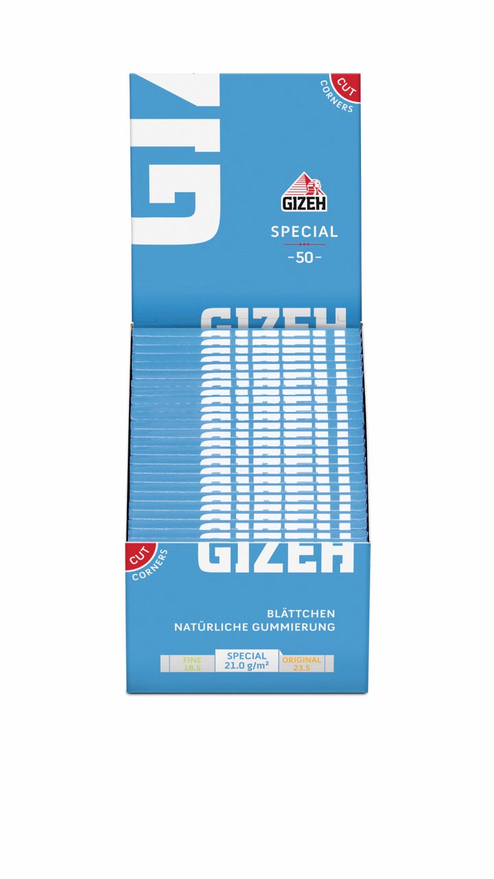 Karton mit 50 Packungen GIZEH Special Blau Blättchen, Vorratspaket, frontal fotografiert