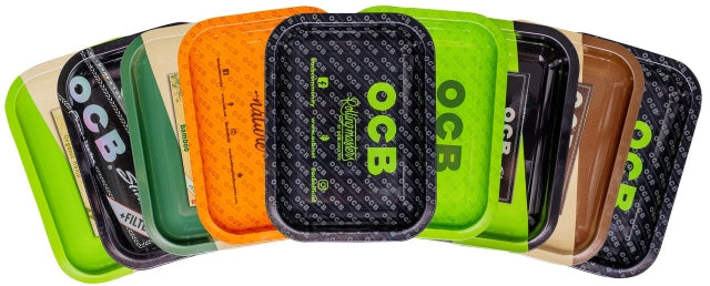 OCB Rolling Tray mit Deckel, Mini-Tray in verschiedenen Designs, Farbe zufällig, praktisches Zubehör für Papers und Tabak