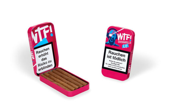 Zwei WTF! Shisharillo Lit 5er Boxen, eine geschlossen stehend, eine geöffnet und liegend mit sichtbaren Zigarillos